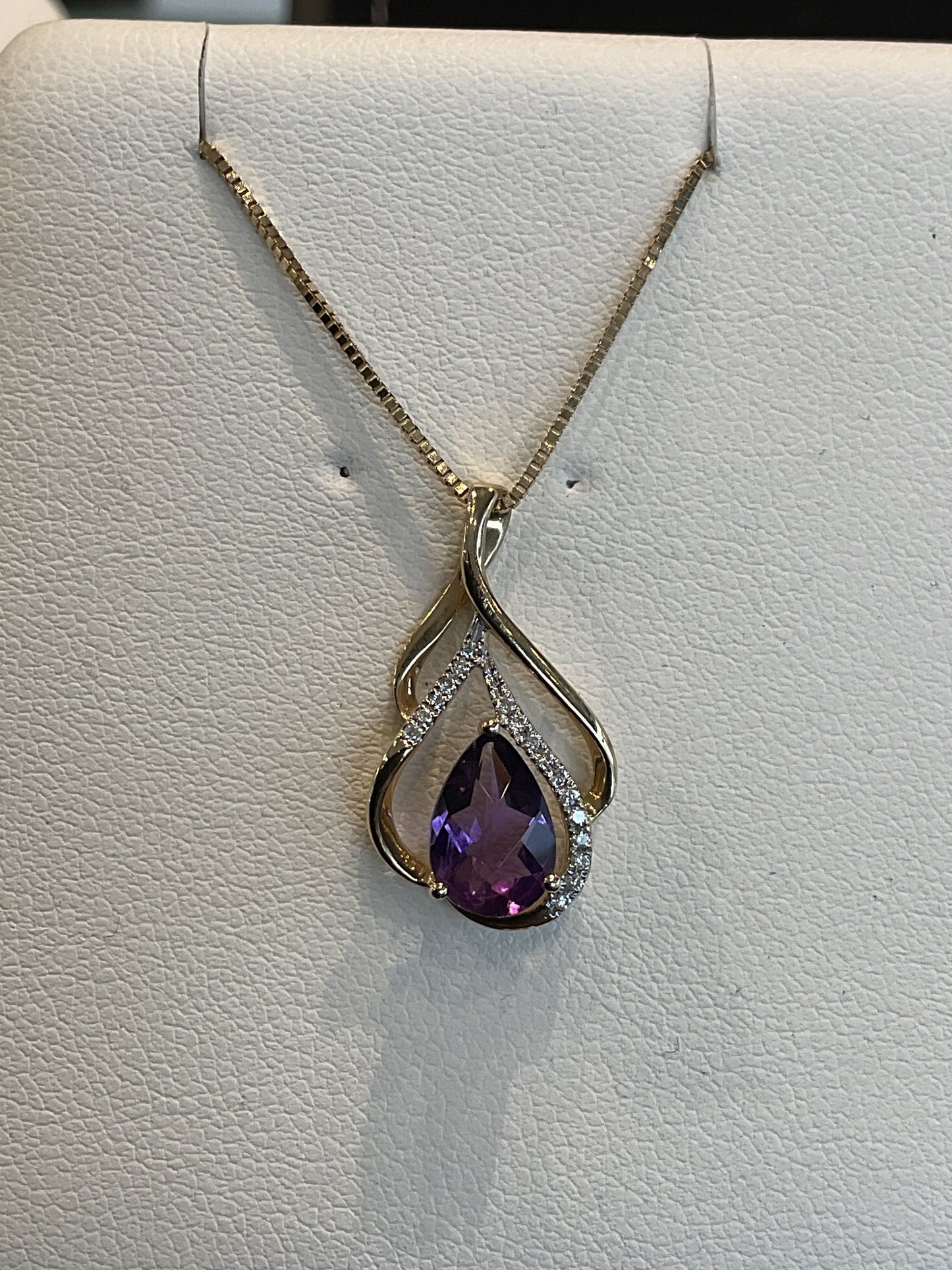 Pear Cut Amethyst 14K Yellow Gold Fancy Drop Necklace with Round Brilliant Cut Diamond Accents 18" 14KT Yellow Gold Chain