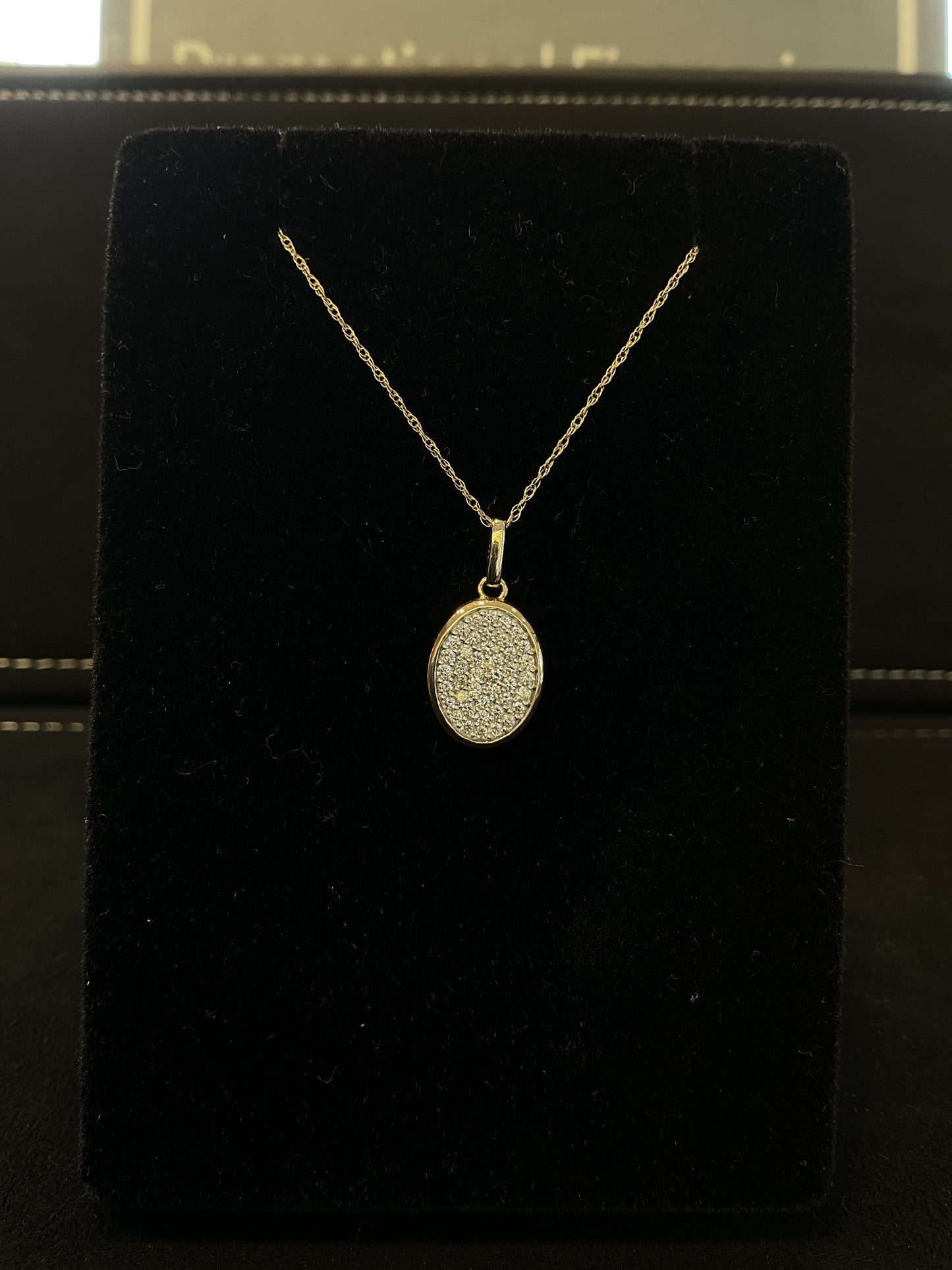 .26 CTW Round Brilliant Cut Pave Set 14KT Yellow Gold Oval Diamond Necklace 18" Chain