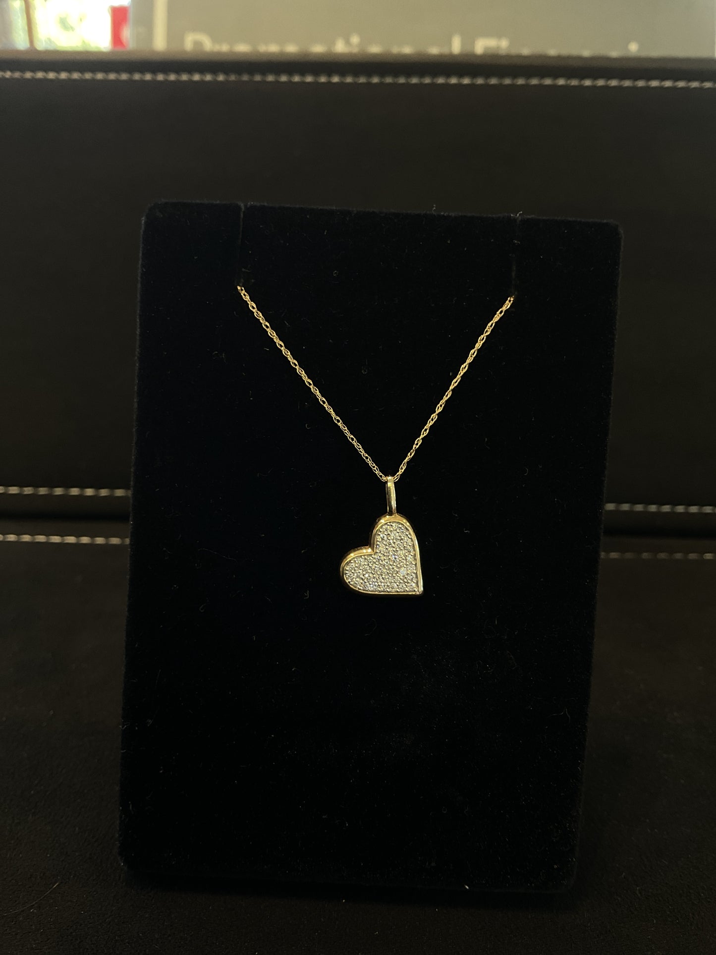 .20 CTW Round Brilliant Diamond Pave Set 14KT Yellow Gold Heart Necklace 18"Chain
