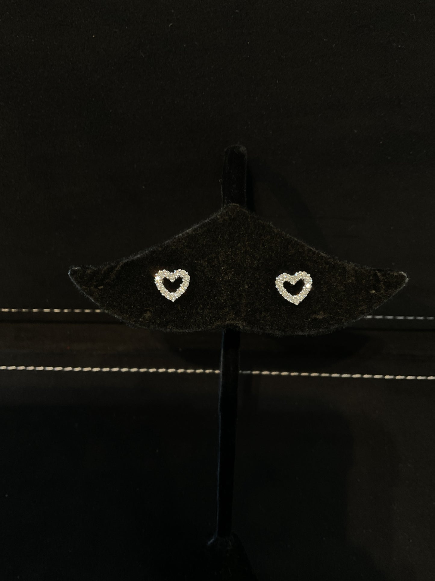 .35 CTW Round Brilliant Cut Diamond 14KT White Gold Heart Design Stud Earrings