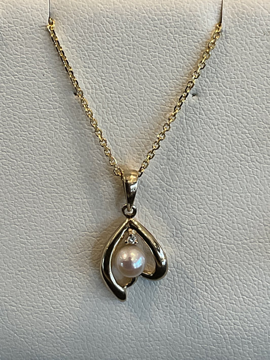 Cultured Pink Pearl with Single Round Brilliant Cut Diamond Accent 14KT Yellow Gold Fancy Drop Necklace 18" 14KT Yellow Gold Chain