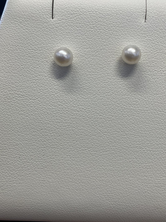 Fresh Water Pearl 14KT Yellow Gold Stud Earrings