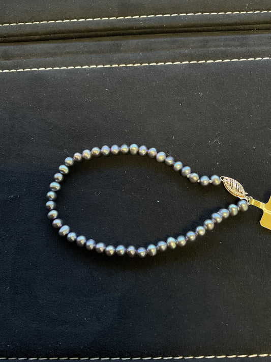 Black Fresh Water Pearl Bracelet with 14KT Yellow Gold Catch