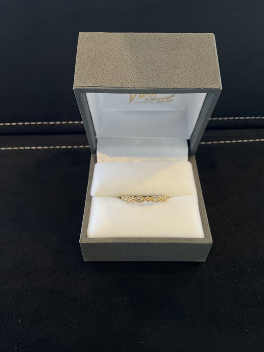 Round Brilliant Cut Diamond Stackable 14KT Yellow Gold Band