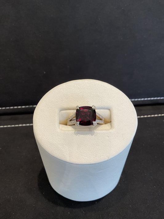 Cushion Cut Red Garnet 14KT Yellow Gold Ring with Round Brilliant Cut Diamond Accents