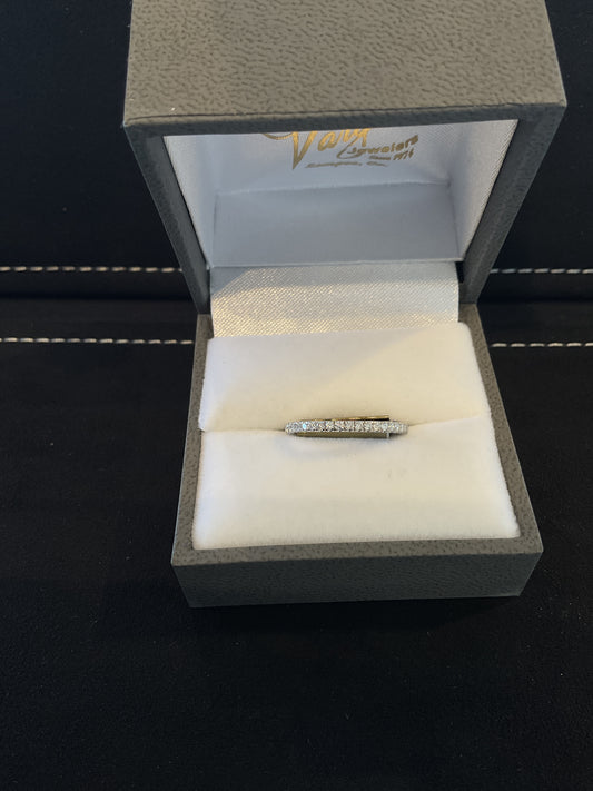 .20CTW Lab Grown Diamond Band, Round, Ostbye: EB22B03W