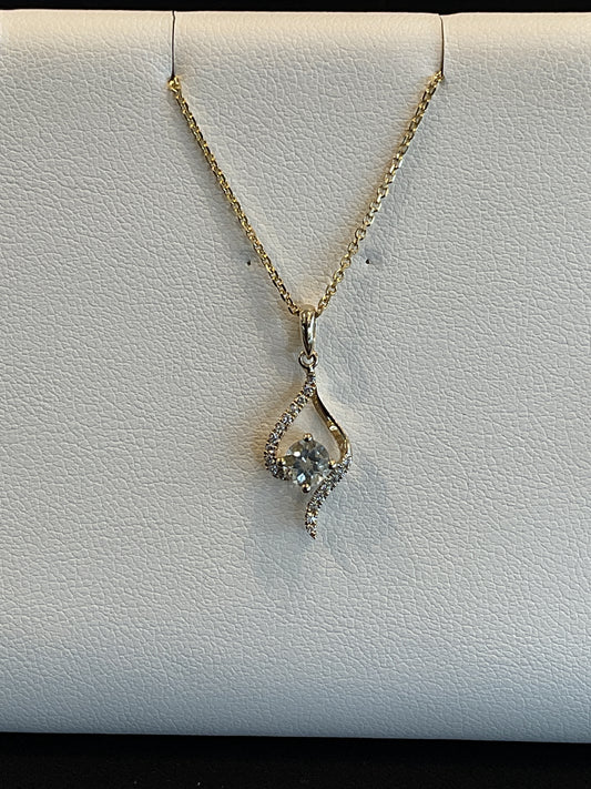Round Checkerboard Cut Aquamarine with Round Brilliant Cut Diamonds 14KT Yellow Gold Fancy Design Necklace 18: Chain