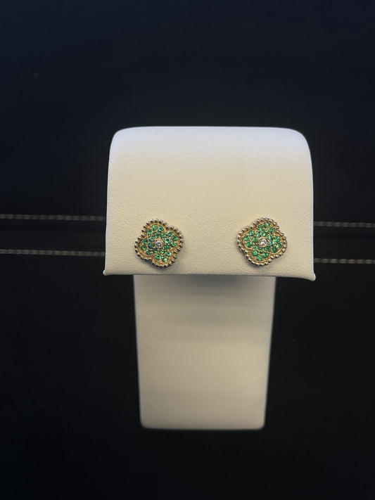 Round Cut Emerald Cluster with Single Round Brilliant Cut Bezel Set Diamond Center 14KT Yellow Gold Clover Shape Stud Earrings