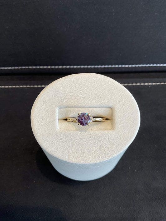 Round Cut Faceted Lab Grown Alexandrite 14KT Yellow Gold Ring with 6 Round Brilliant Cut Diamond Accents