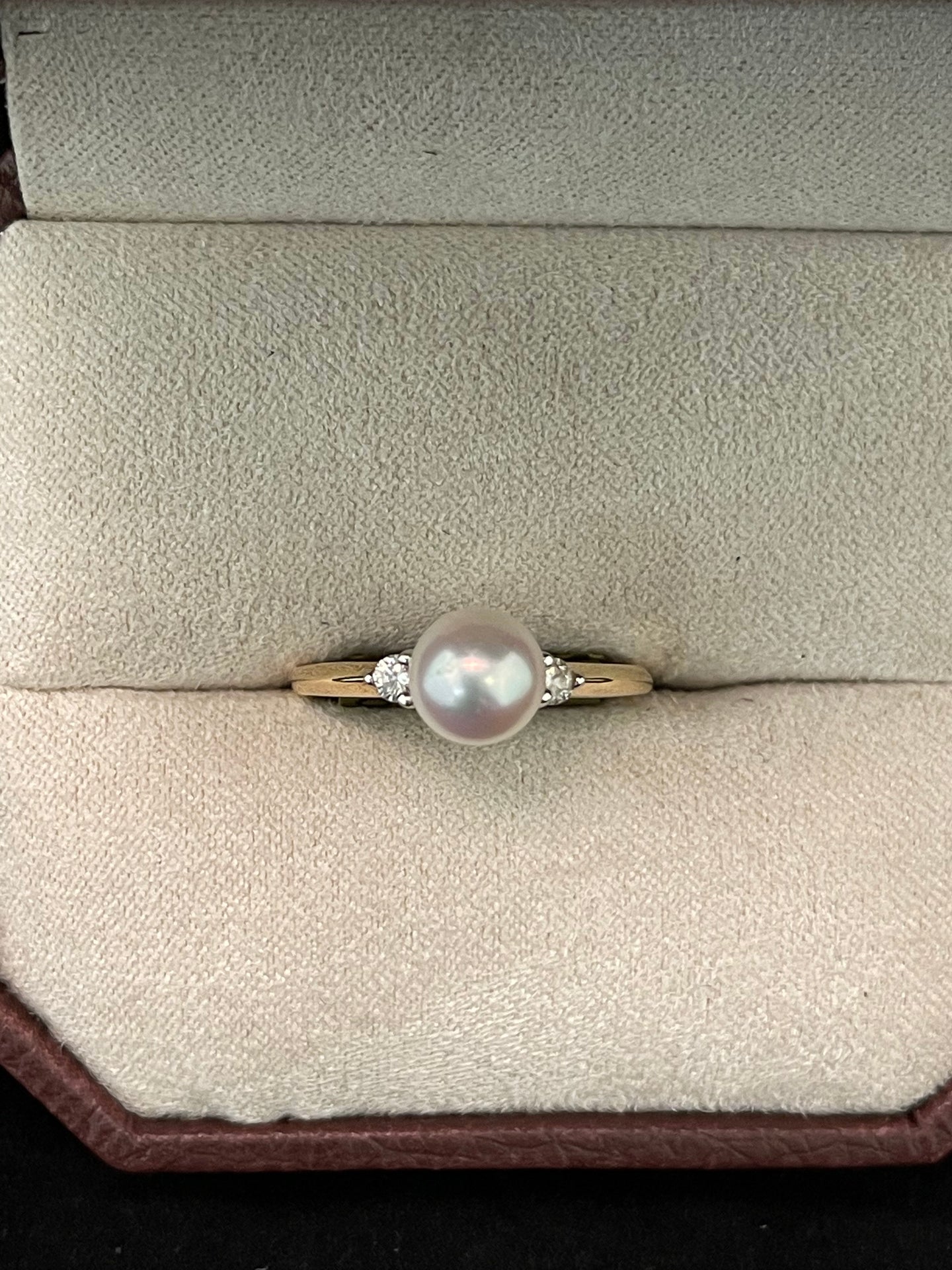 Pearl w/ Diamond Ring