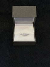 Load image into Gallery viewer, Brilliant Cut Diamond Engagement Ring A5902
